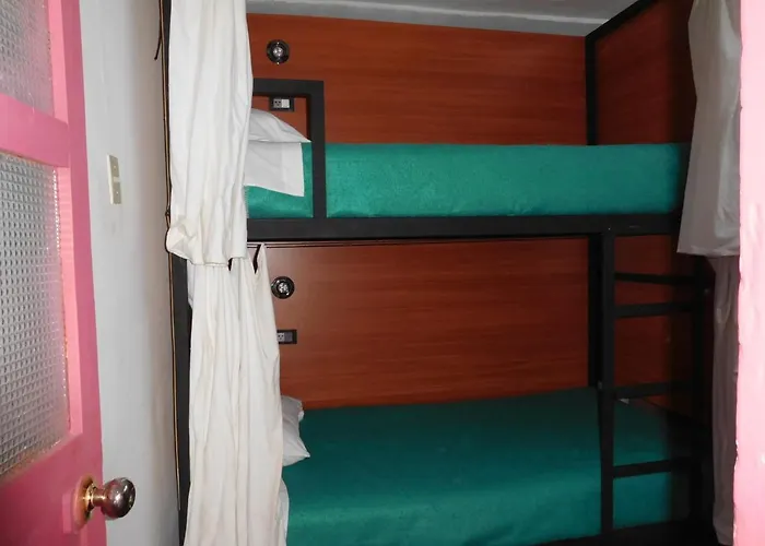 Mala Hierba Lgbt Place Hostel *